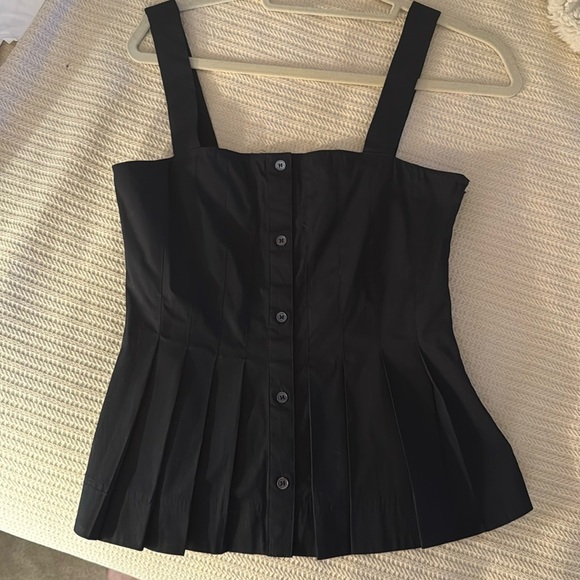 Veronica Beard Laura Top in Black - Picture 5 of 6